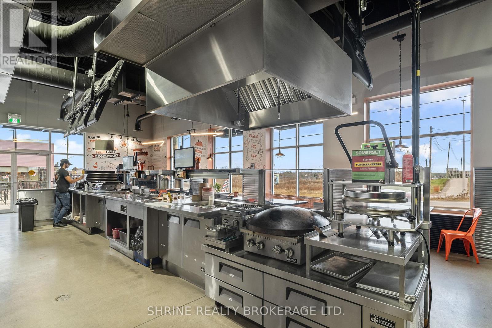 1876 Oxford Street W, London South, Ontario  N6K 0J8 - Photo 8 - X13023334