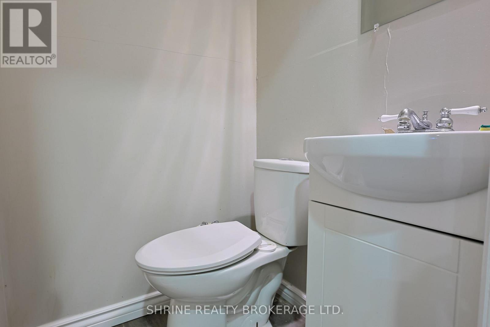 Photo 20 of 33 for 127 Odessa Avenue