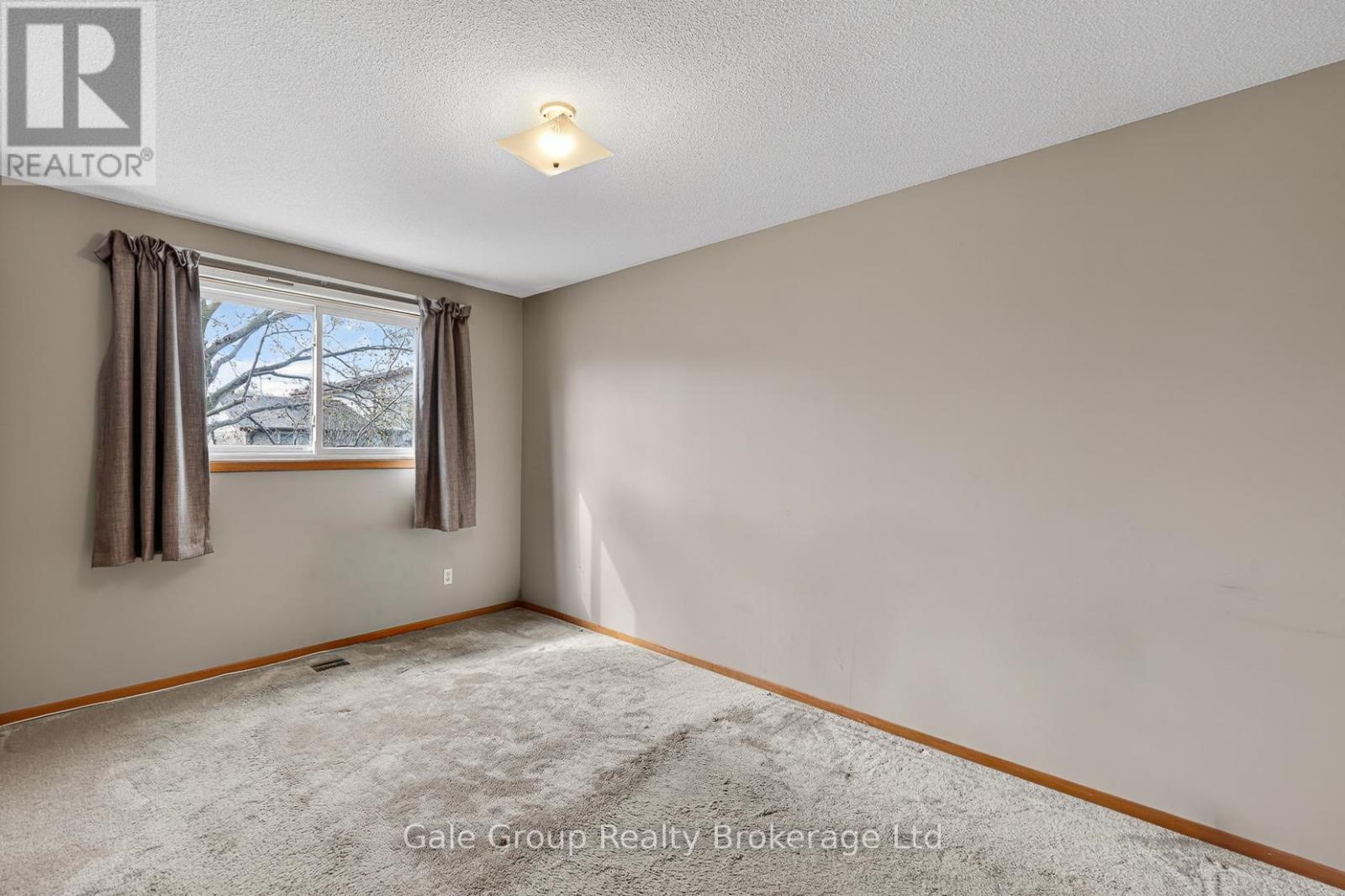 111 Chippewa Avenue, Woodstock, Ontario  N4T 1A1 - Photo 17 - X13023468