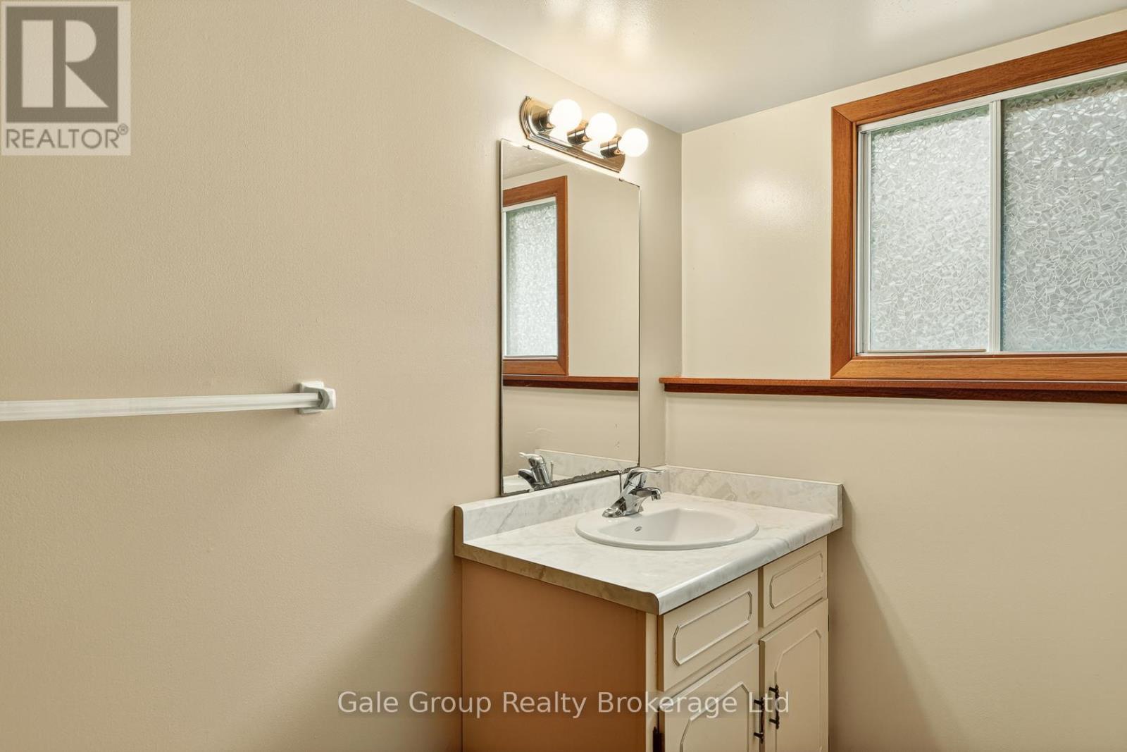 111 Chippewa Avenue, Woodstock, Ontario  N4T 1A1 - Photo 25 - X13023468