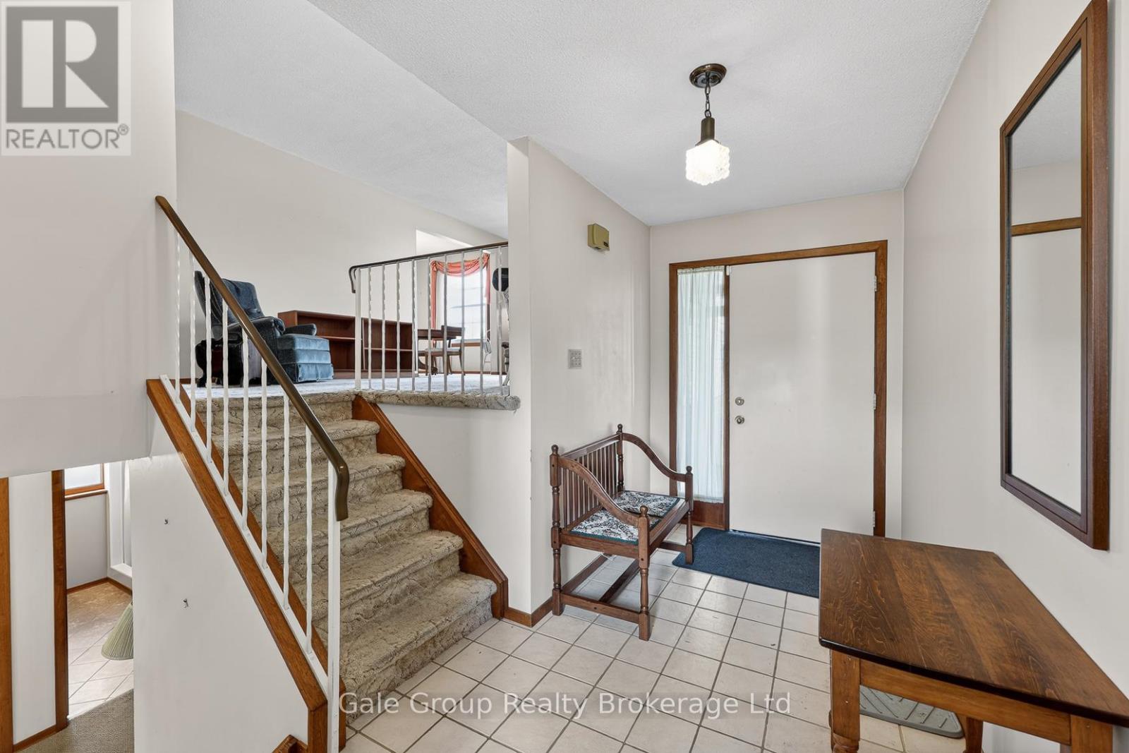 111 Chippewa Avenue, Woodstock, Ontario  N4T 1A1 - Photo 3 - X13023468