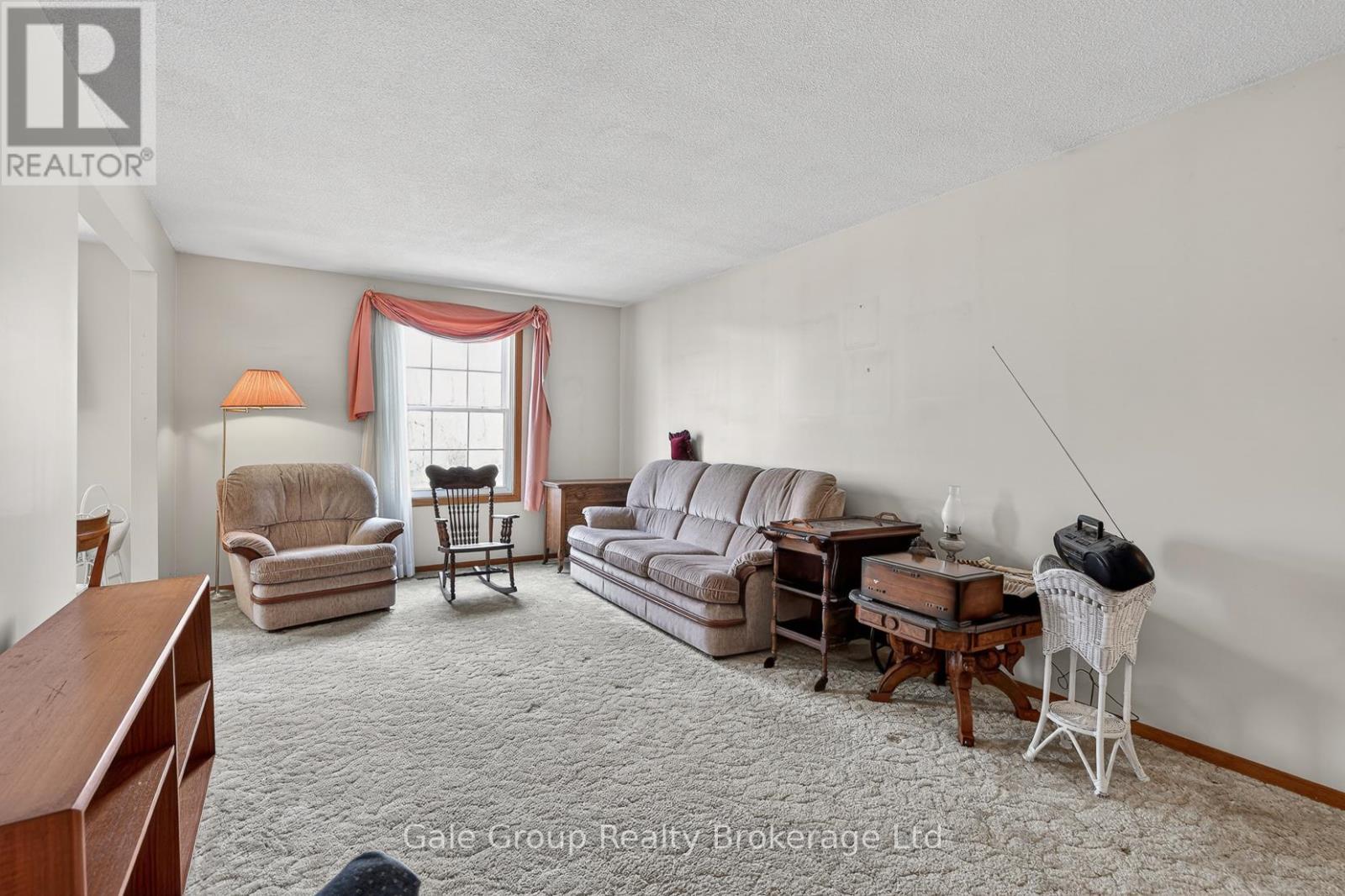 111 Chippewa Avenue, Woodstock, Ontario  N4T 1A1 - Photo 5 - X13023468