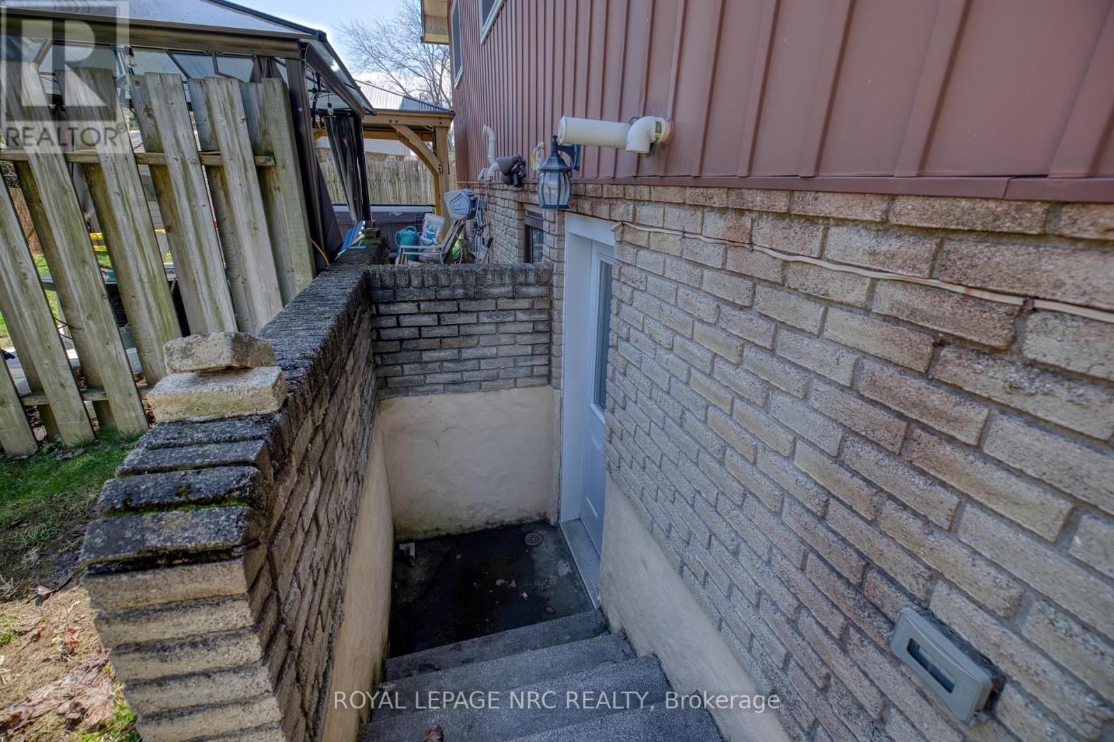 8 Kerwin Gate, St. Catharines, Ontario  L2N 4J8 - Photo 20 - X13023436