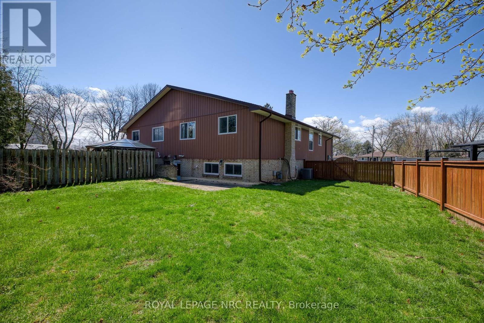 8 Kerwin Gate, St. Catharines, Ontario  L2N 4J8 - Photo 22 - X13023436