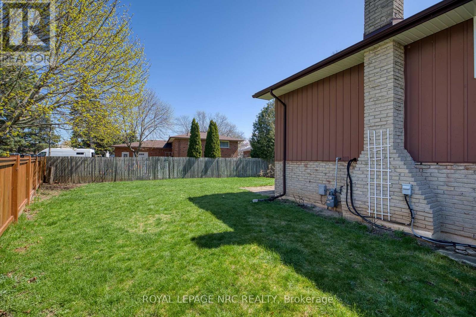 8 Kerwin Gate, St. Catharines, Ontario  L2N 4J8 - Photo 23 - X13023436