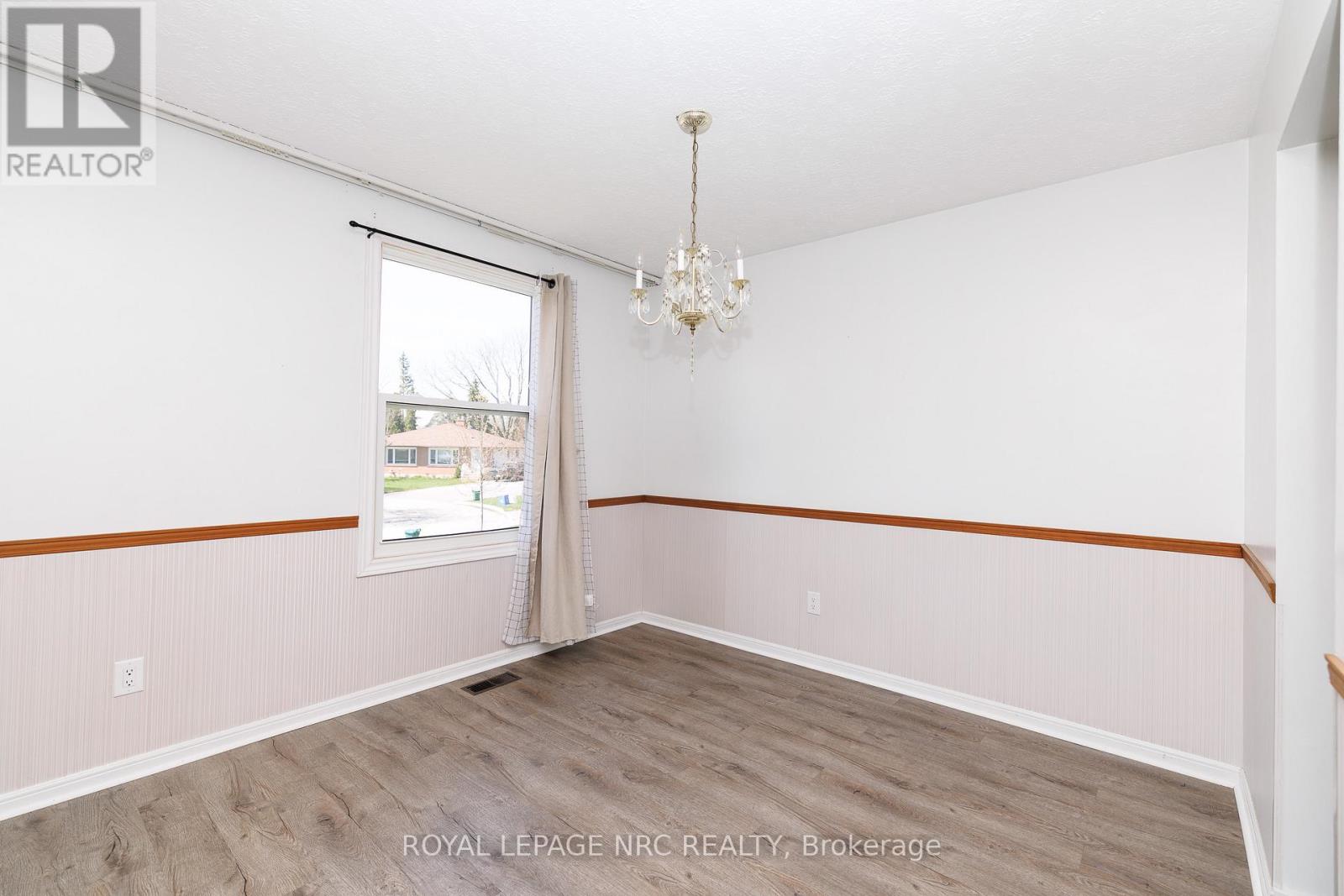 8 Kerwin Gate, St. Catharines, Ontario  L2N 4J8 - Photo 5 - X13023436