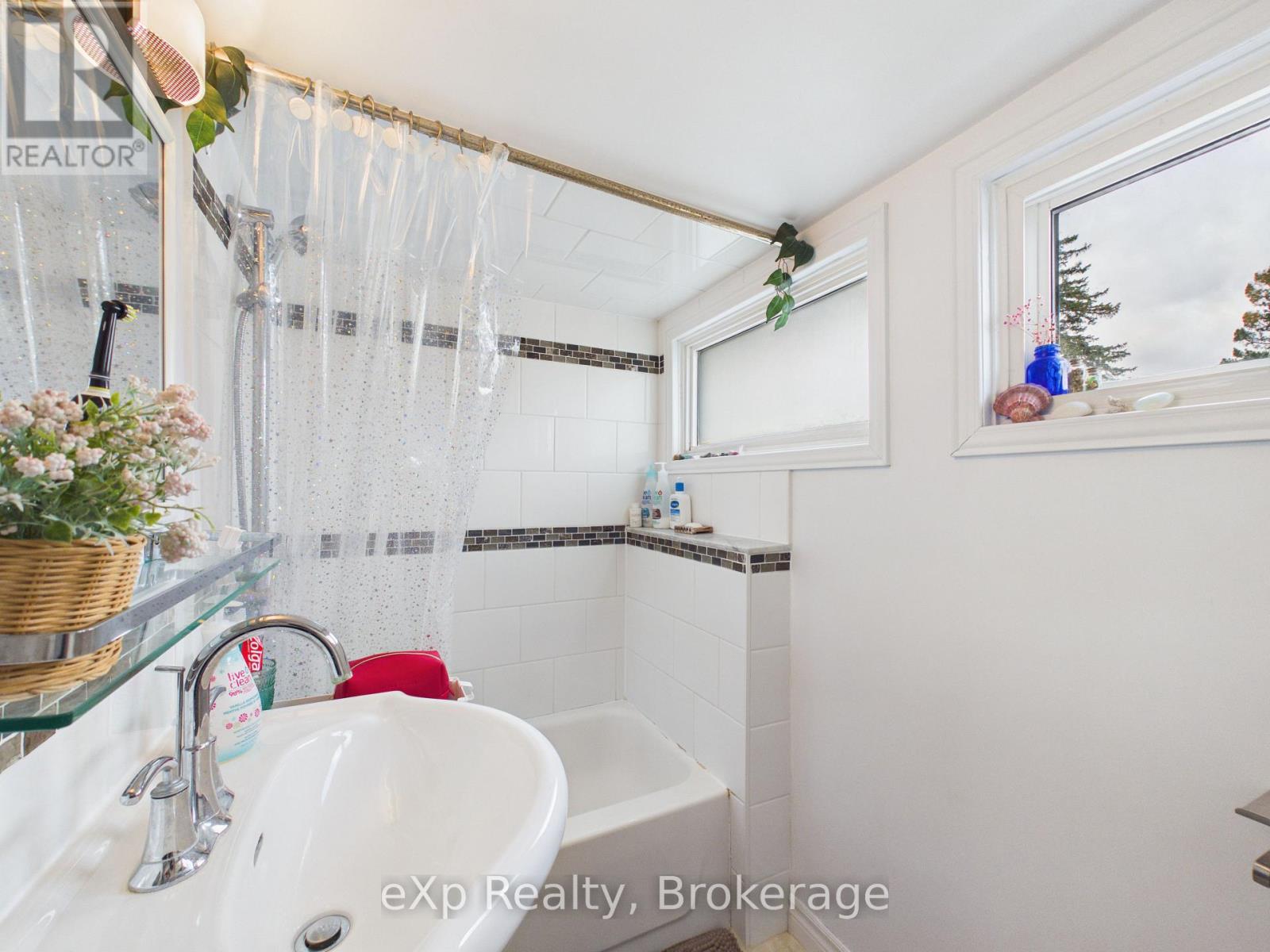 6 Mary Street, Brockton, Ontario  N0G 2V0 - Photo 15 - X13023446