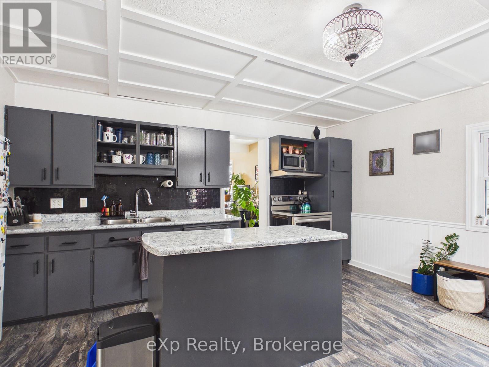 6 Mary Street, Brockton, Ontario  N0G 2V0 - Photo 2 - X13023446