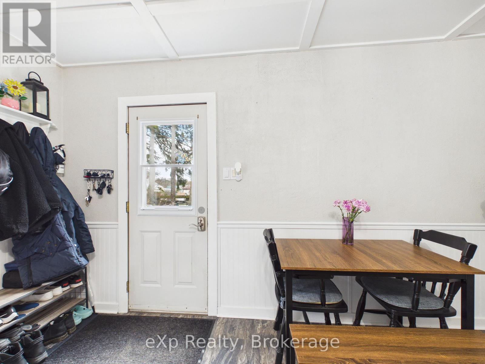 6 Mary Street, Brockton, Ontario  N0G 2V0 - Photo 4 - X13023446