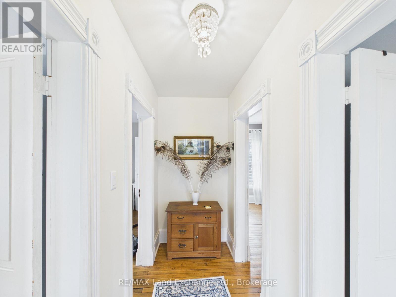 208 Austin Side Road S, Brockton, Ontario  N0G 2V0 - Photo 12 - X13023454