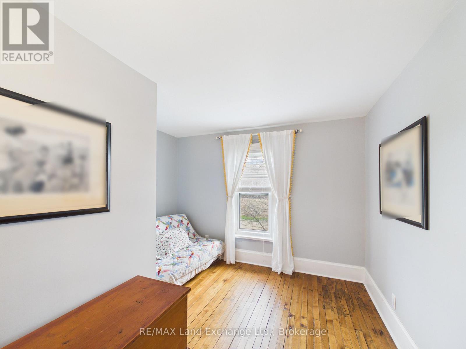 208 Austin Side Road S, Brockton, Ontario  N0G 2V0 - Photo 13 - X13023454