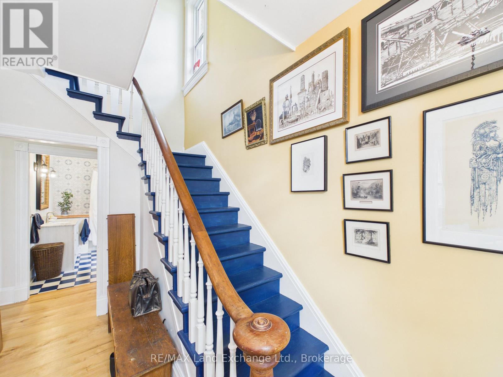 208 Austin Side Road S, Brockton, Ontario  N0G 2V0 - Photo 8 - X13023454