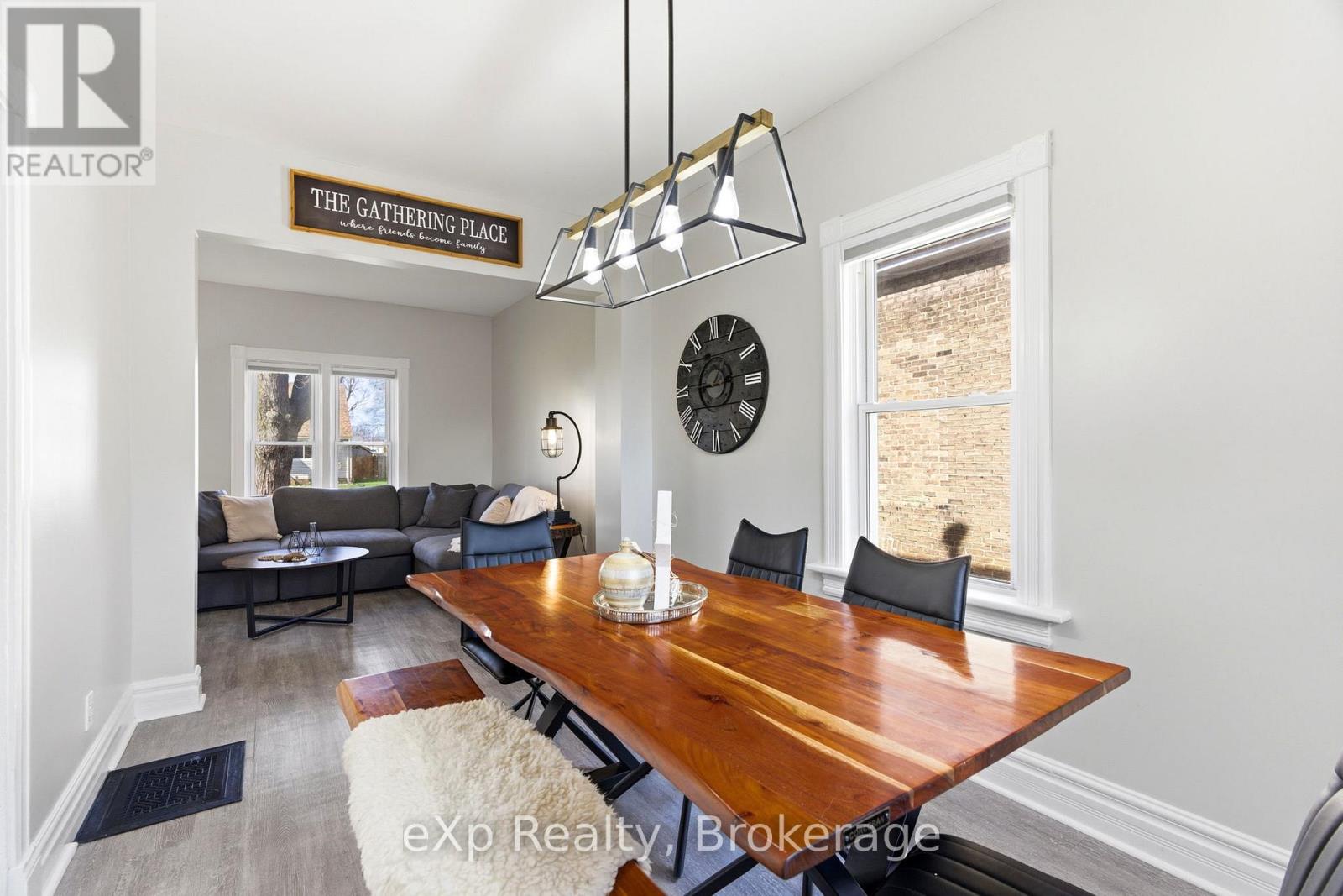 531 Brunswick Street, Stratford, Ontario  N5A 3N7 - Photo 4 - X13023456