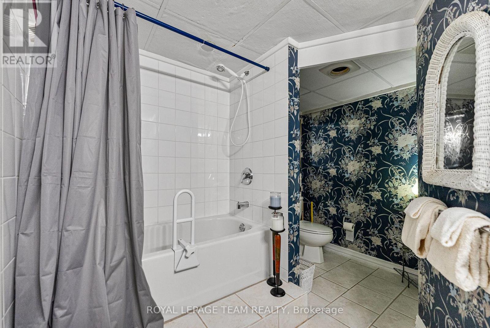 591 Bellamy Road, Mcnab/braeside, Ontario  K0A 2X0 - Photo 28 - X12662236