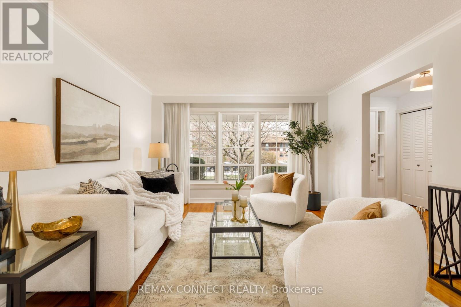 16 Shadberry Drive, Toronto, Ontario  M2H 3C8 - Photo 11 - C13023344