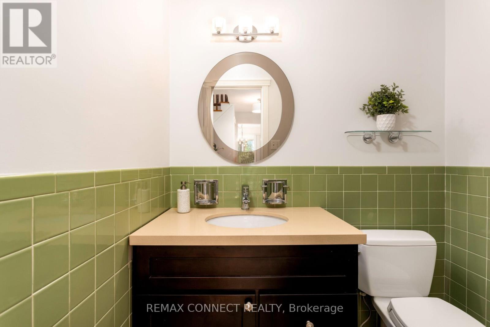 16 Shadberry Drive, Toronto, Ontario  M2H 3C8 - Photo 24 - C13023344