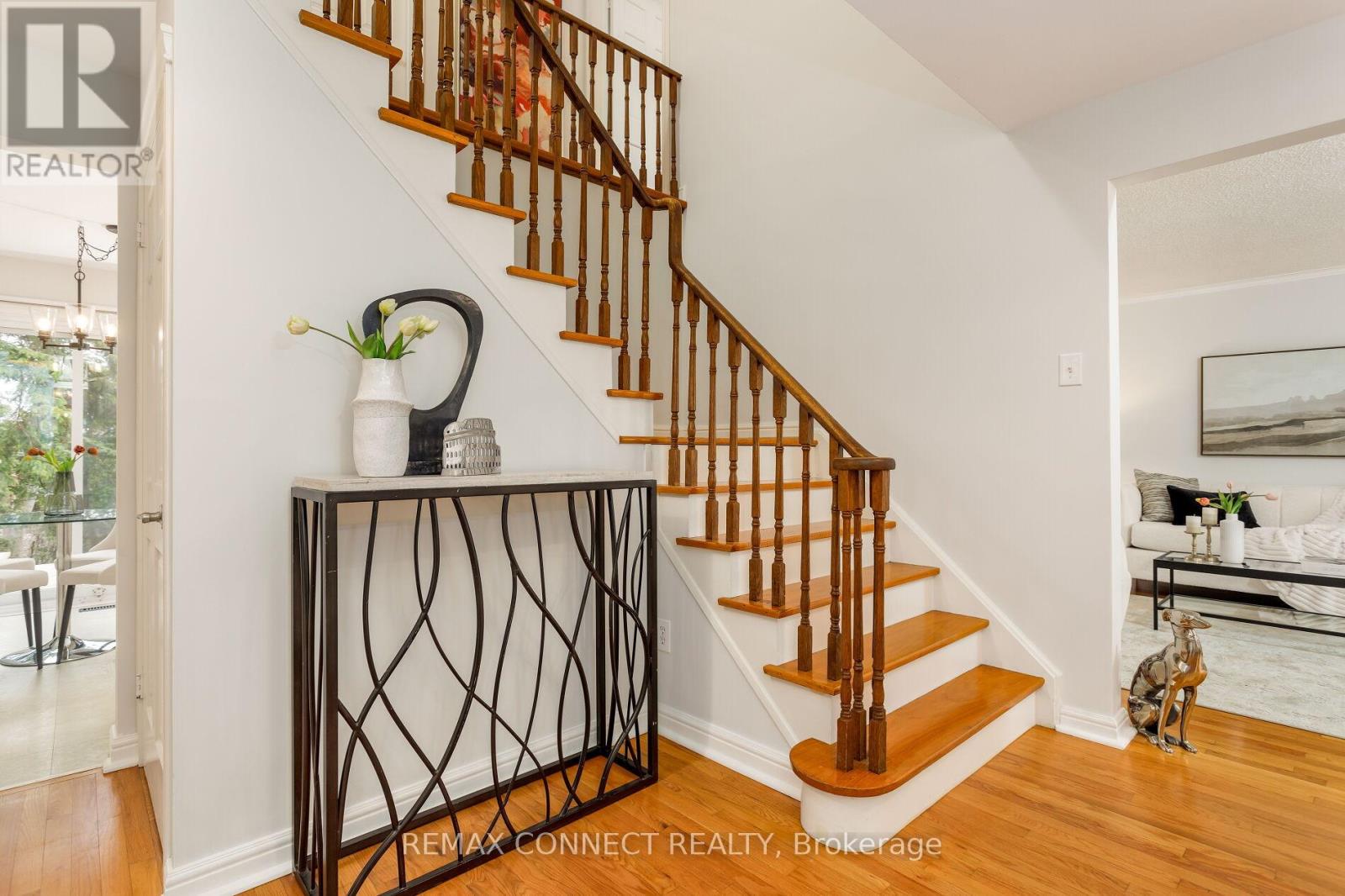 16 Shadberry Drive, Toronto, Ontario  M2H 3C8 - Photo 26 - C13023344