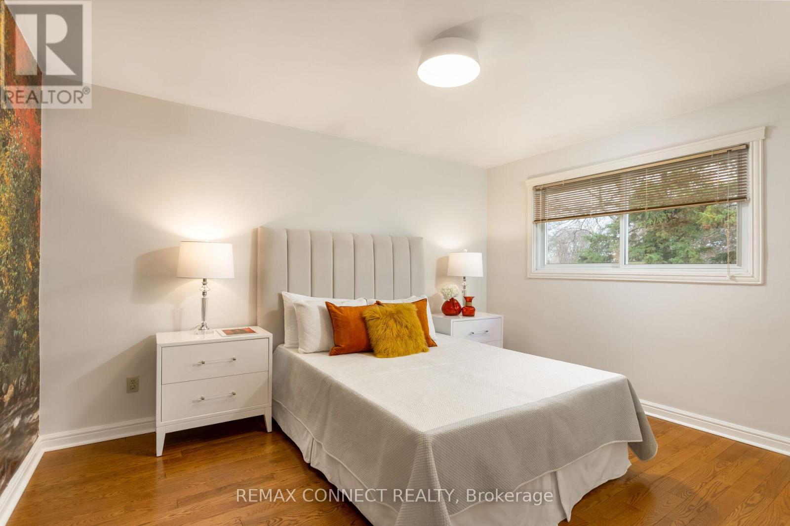 16 Shadberry Drive, Toronto, Ontario  M2H 3C8 - Photo 34 - C13023344