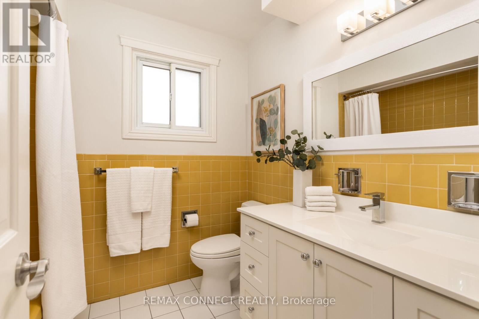 16 Shadberry Drive, Toronto, Ontario  M2H 3C8 - Photo 38 - C13023344