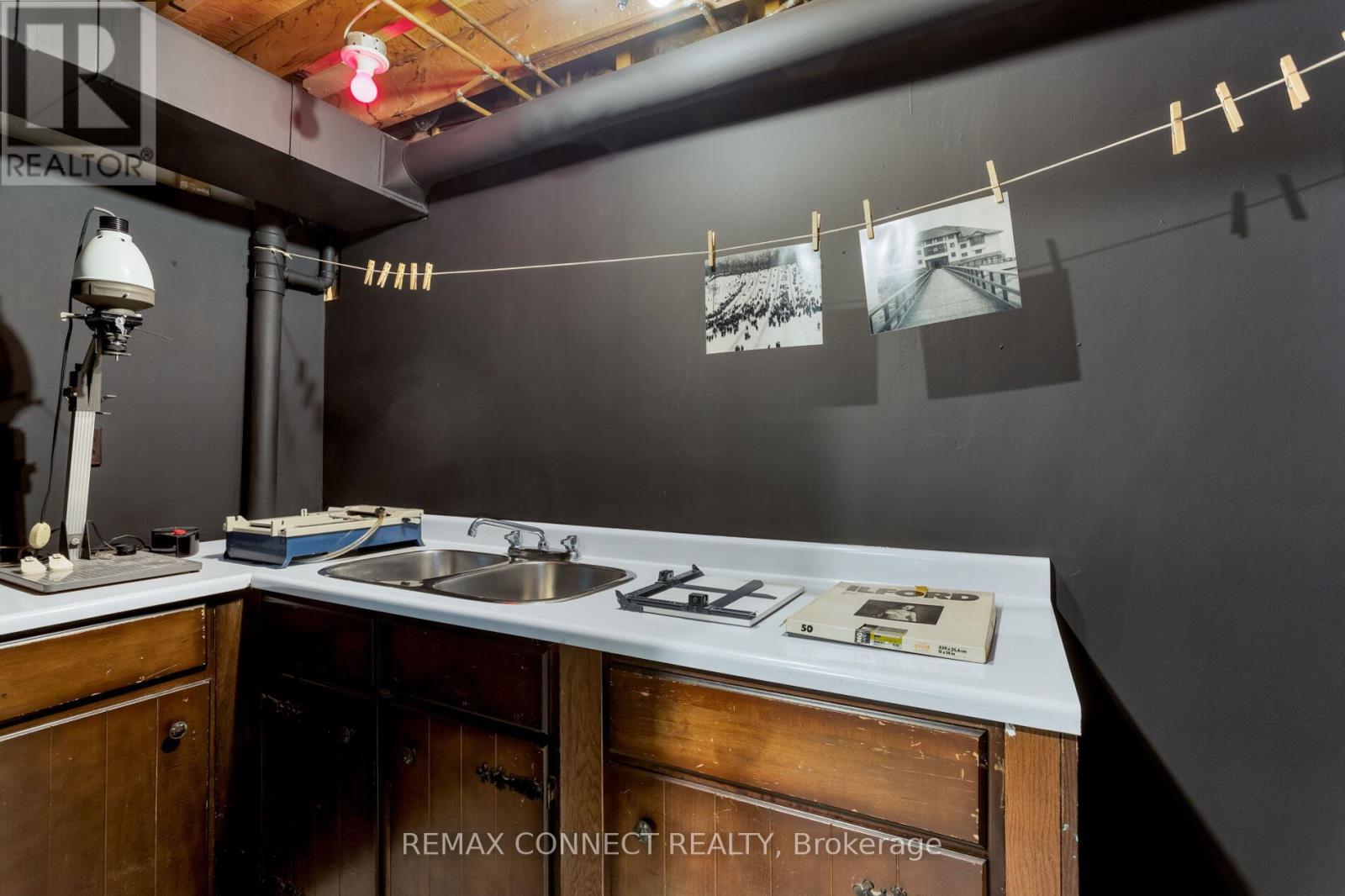 16 Shadberry Drive, Toronto, Ontario  M2H 3C8 - Photo 45 - C13023344