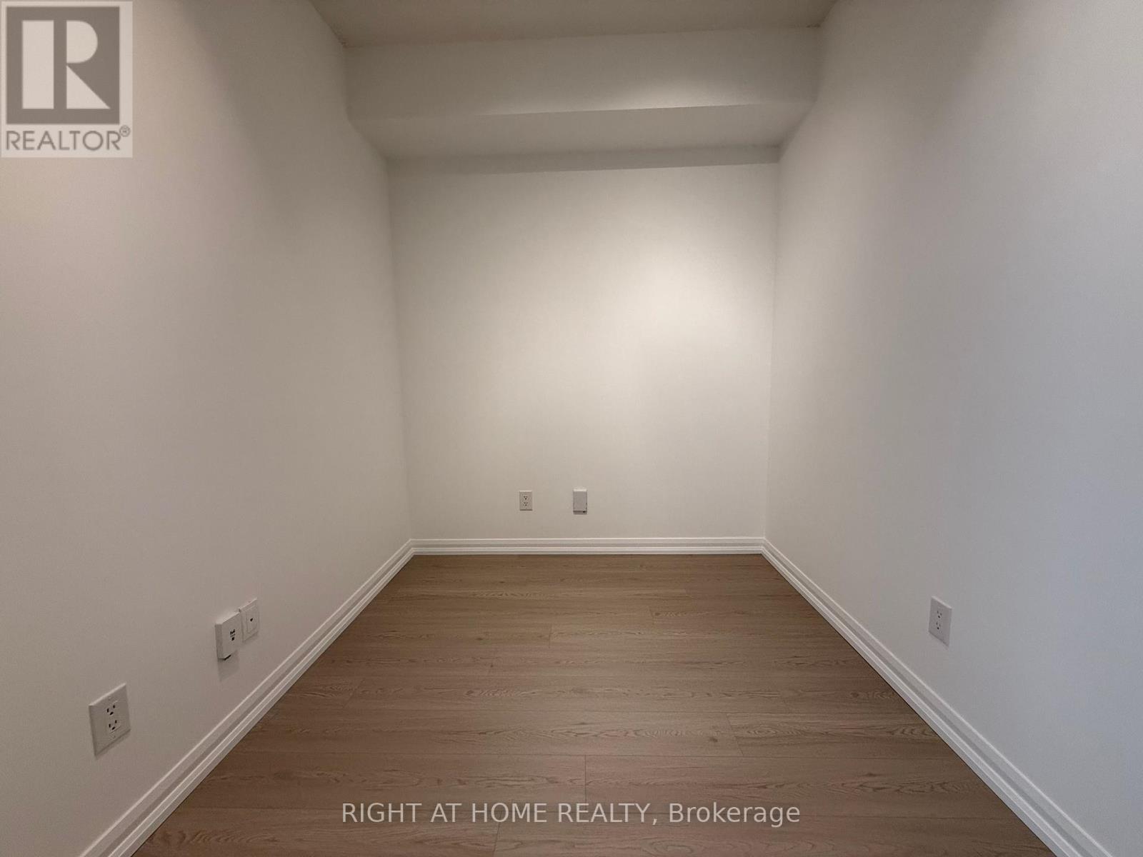 1118 - 111 Elizabeth Street, Toronto, Ontario  M5G 1P7 - Photo 11 - C13023352