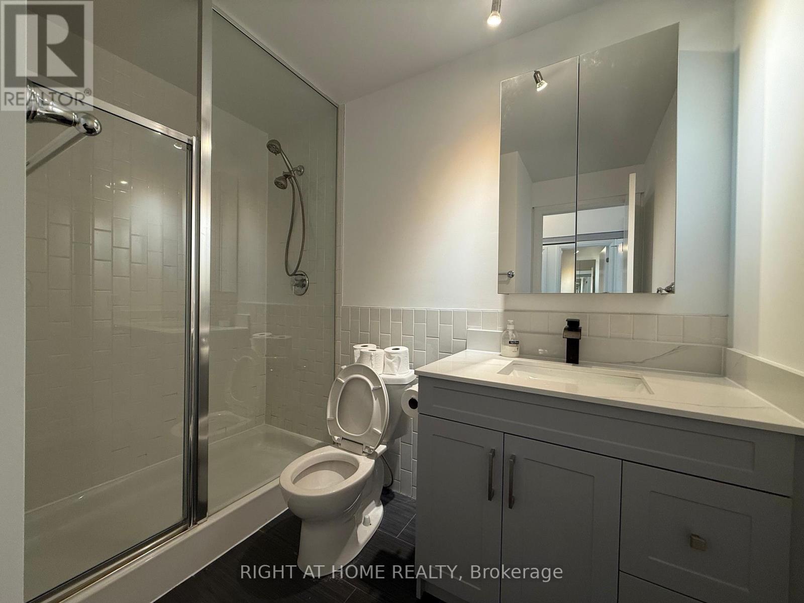 1118 - 111 Elizabeth Street, Toronto, Ontario  M5G 1P7 - Photo 15 - C13023352