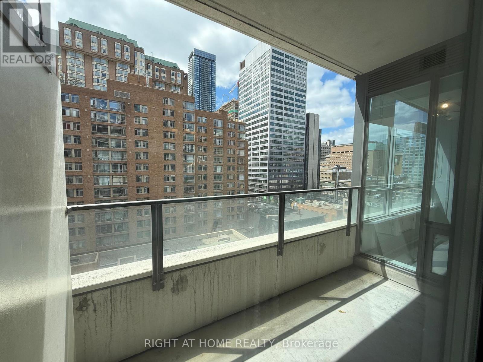 1118 - 111 Elizabeth Street, Toronto, Ontario  M5G 1P7 - Photo 32 - C13023352