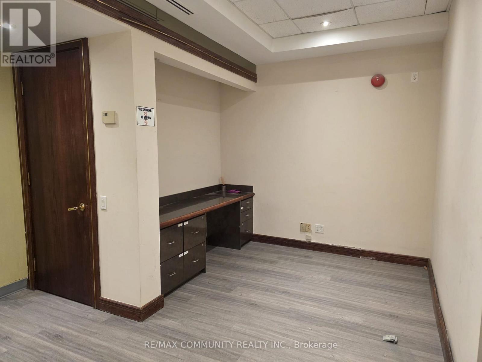 303 - 250 Sheppard Avenue E, Toronto, Ontario  M2N 6M9 - Photo 5 - C13023366