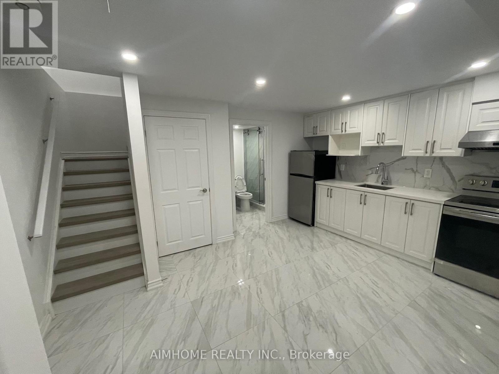 92 Ainley Road, Ajax, Ontario  L1Z 0S9 - Photo 10 - E13023338