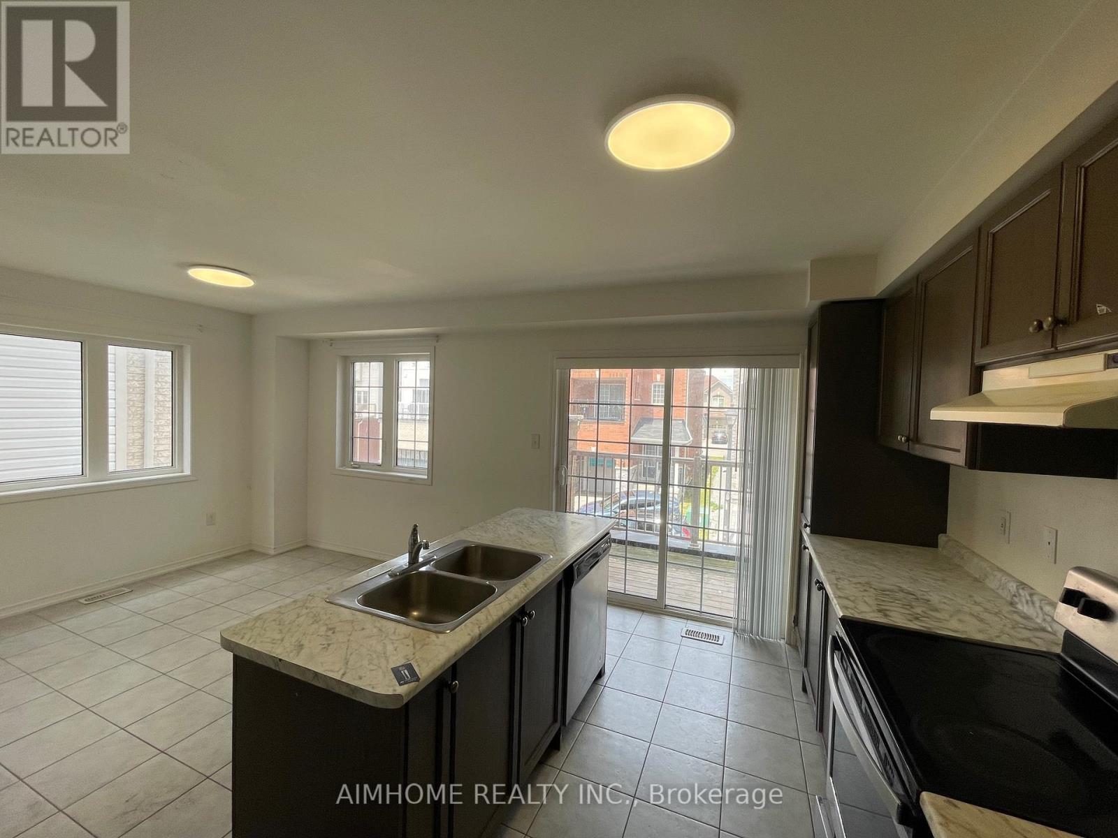 92 Ainley Road, Ajax, Ontario  L1Z 0S9 - Photo 4 - E13023338