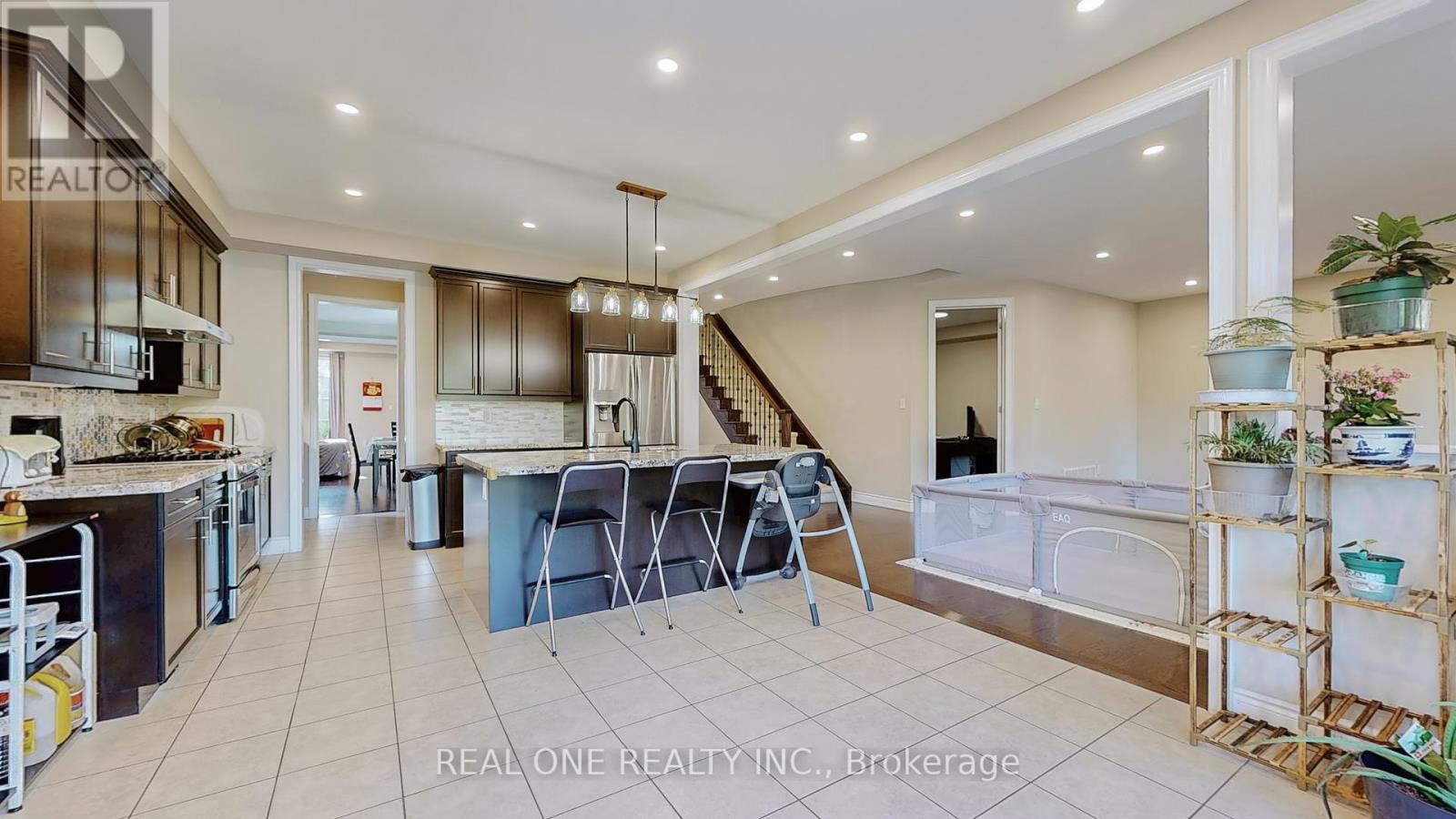 6 - 1815 Fairport Road, Pickering, Ontario  L1V 1T2 - Photo 10 - E13023340