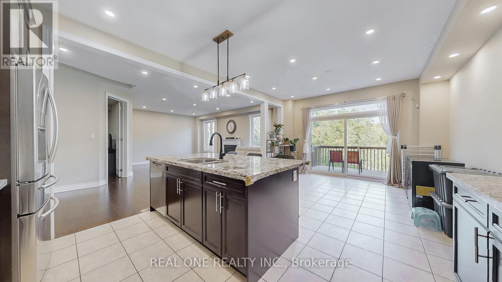 6 - 1815 Fairport Road, Pickering, Ontario  L1V 1T2 - Photo 13 - E13023340