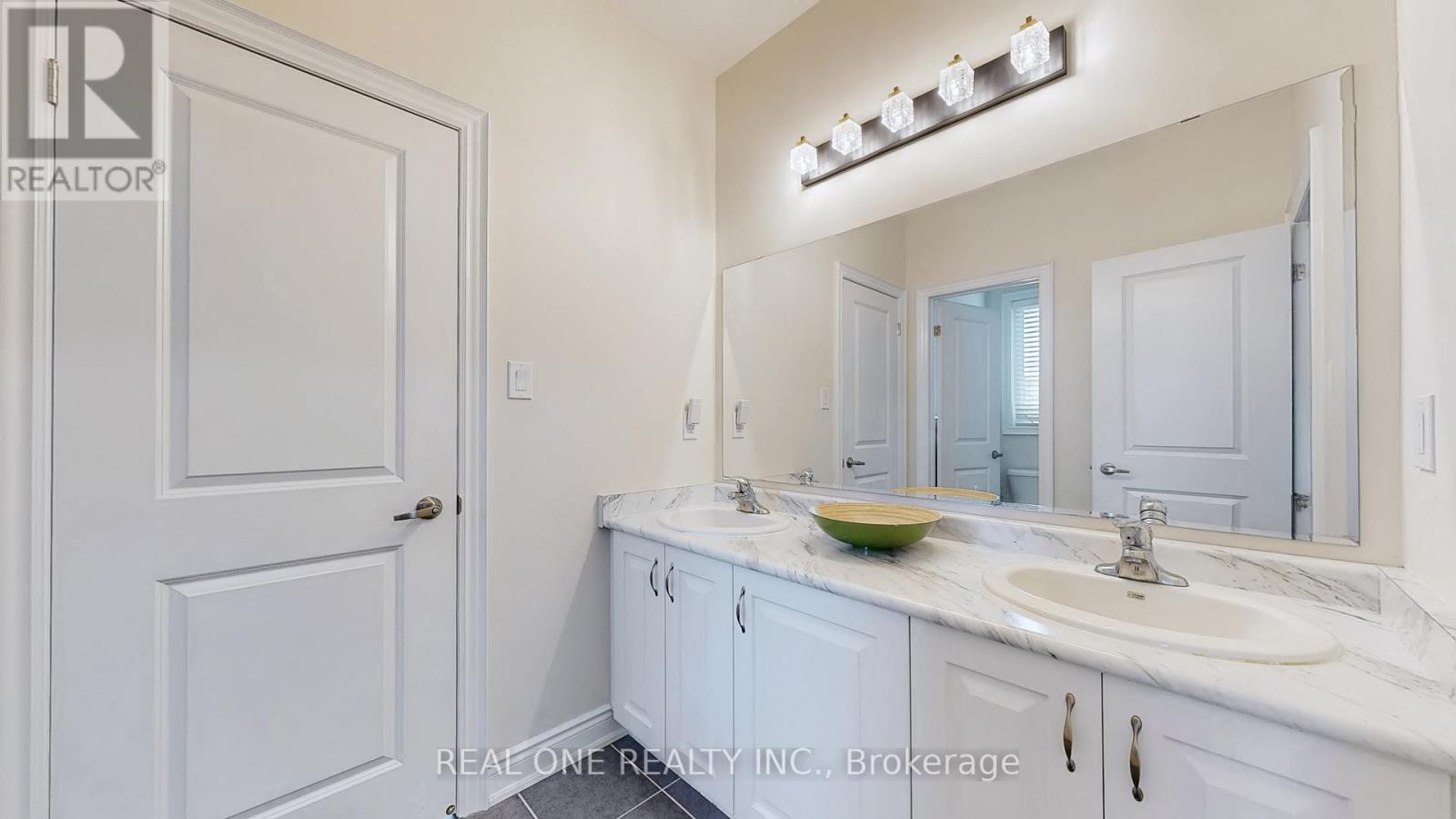 6 - 1815 Fairport Road, Pickering, Ontario  L1V 1T2 - Photo 22 - E13023340