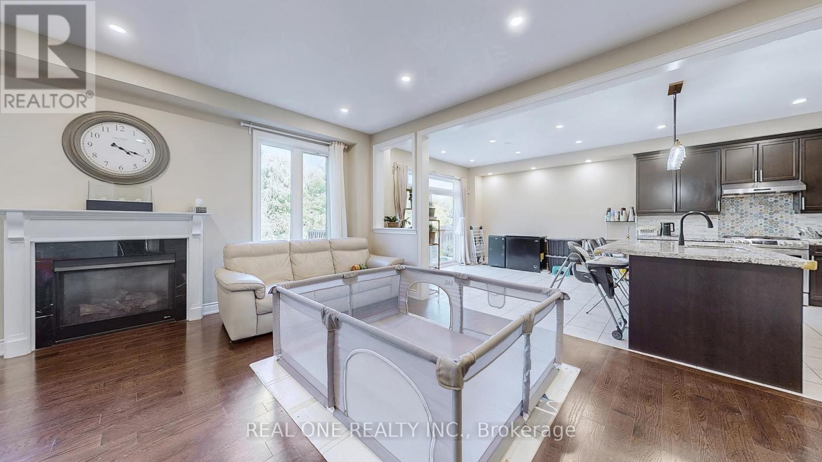 6 - 1815 Fairport Road, Pickering, Ontario  L1V 1T2 - Photo 9 - E13023340