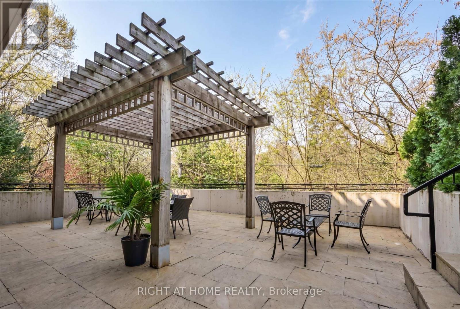 601 - 580 Kingston Road, Toronto, Ontario  M4P 1P9 - Photo 20 - E13023400