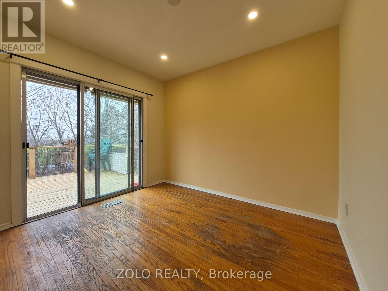 58 Mooregate Avenue, Toronto, Ontario  M1K 3V7 - Photo 11 - E13023404