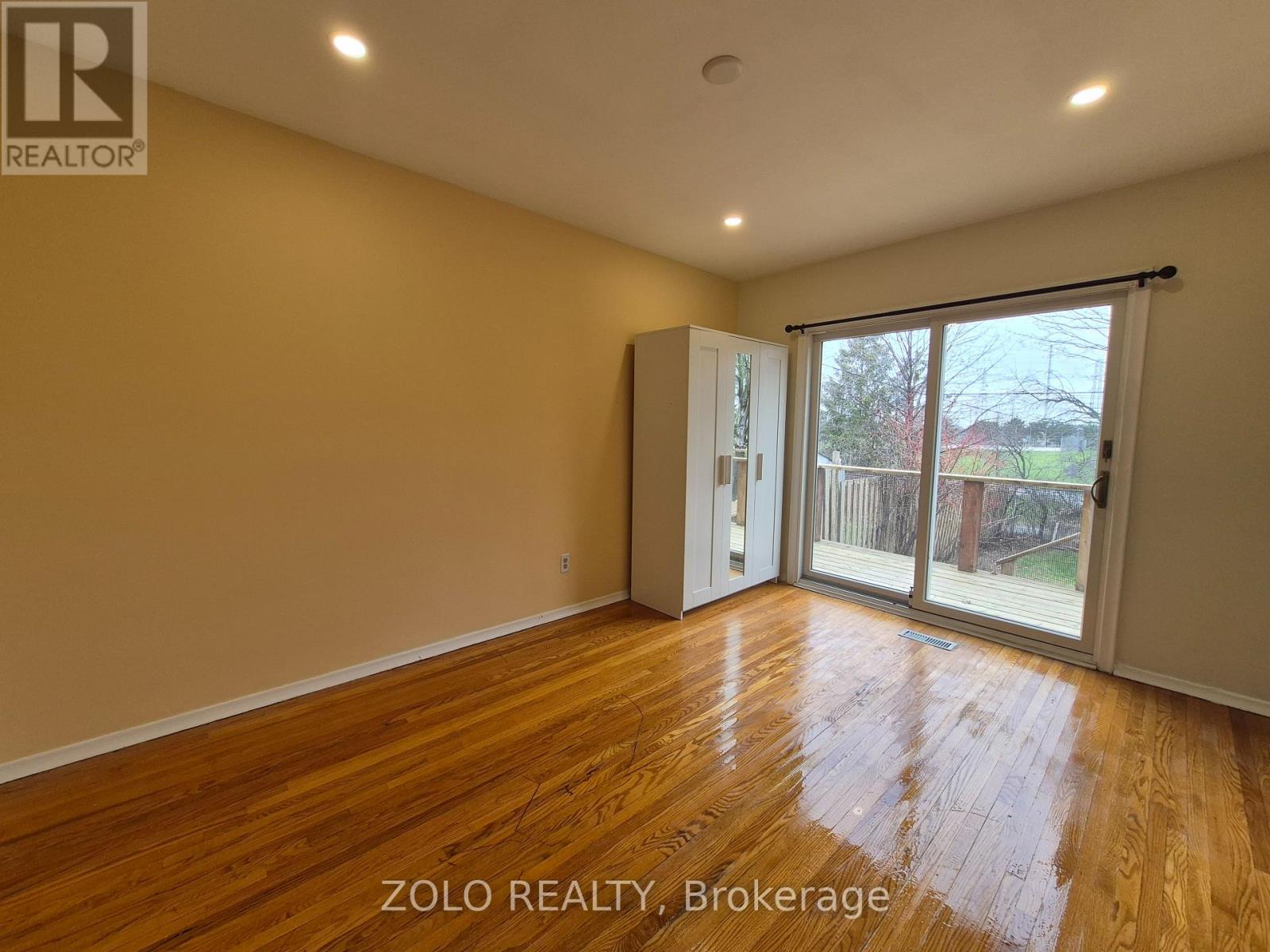 58 Mooregate Avenue, Toronto, Ontario  M1K 3V7 - Photo 8 - E13023404