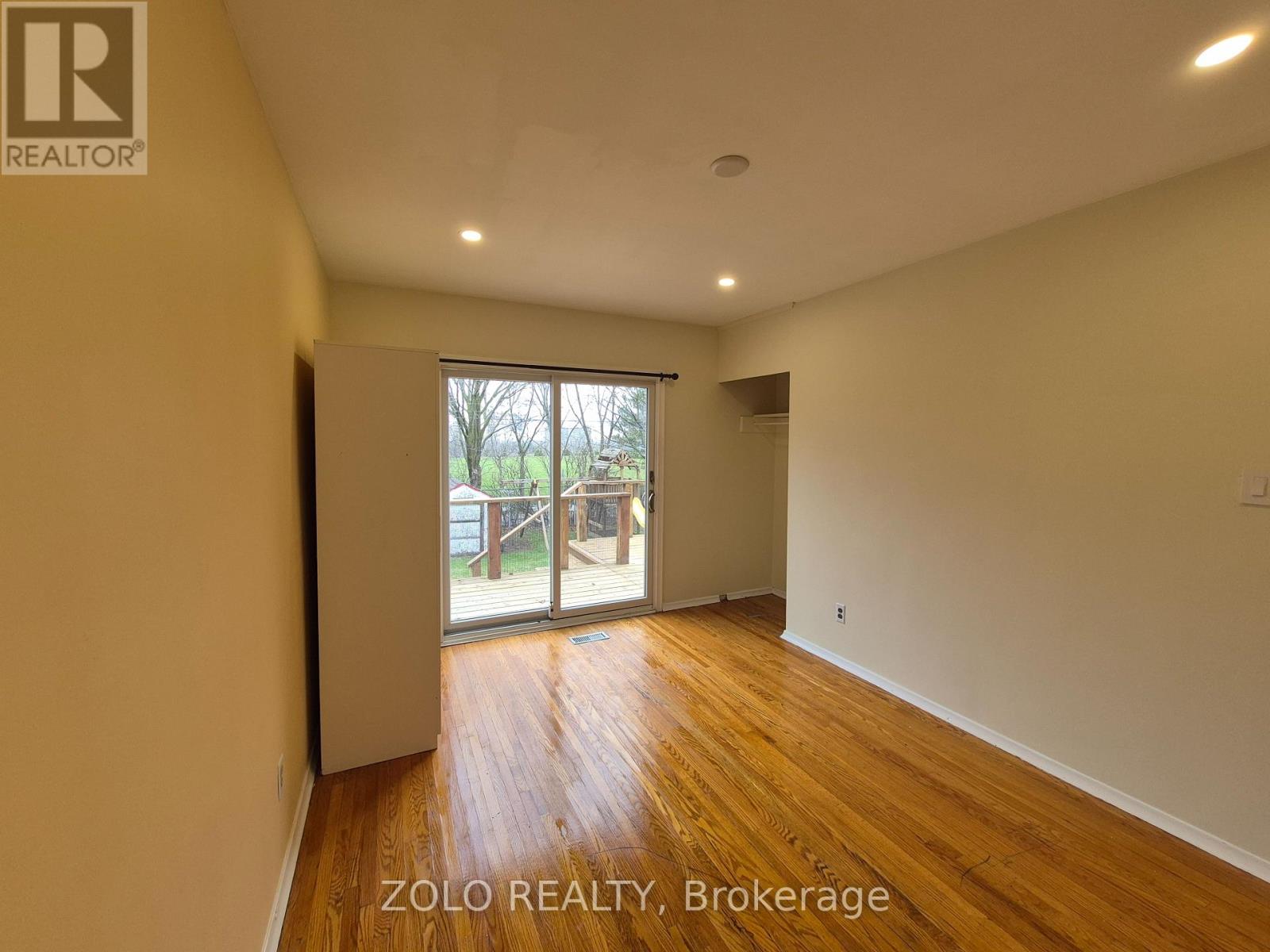 58 Mooregate Avenue, Toronto, Ontario  M1K 3V7 - Photo 9 - E13023404