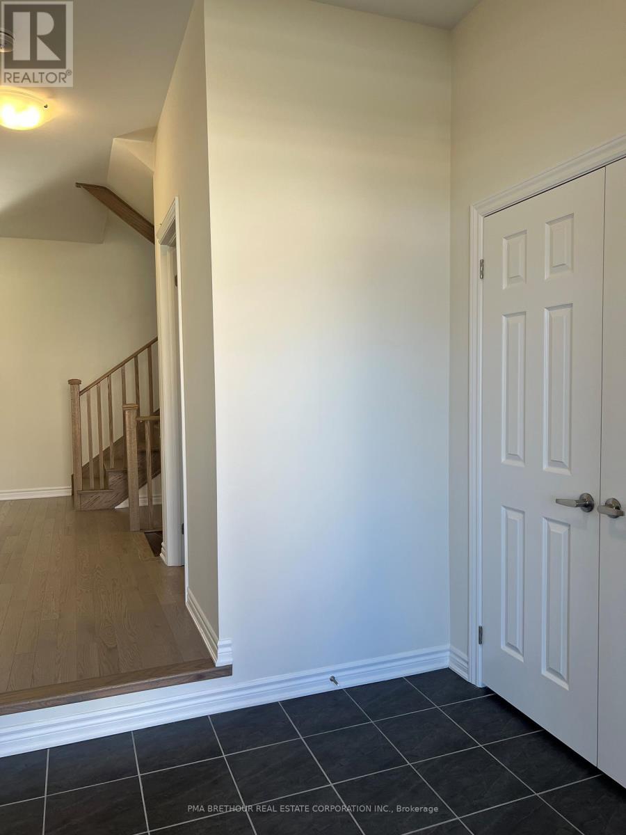 6 Forestlane Way, Scugog, Ontario  L9L 0B2 - Photo 3 - E13023426