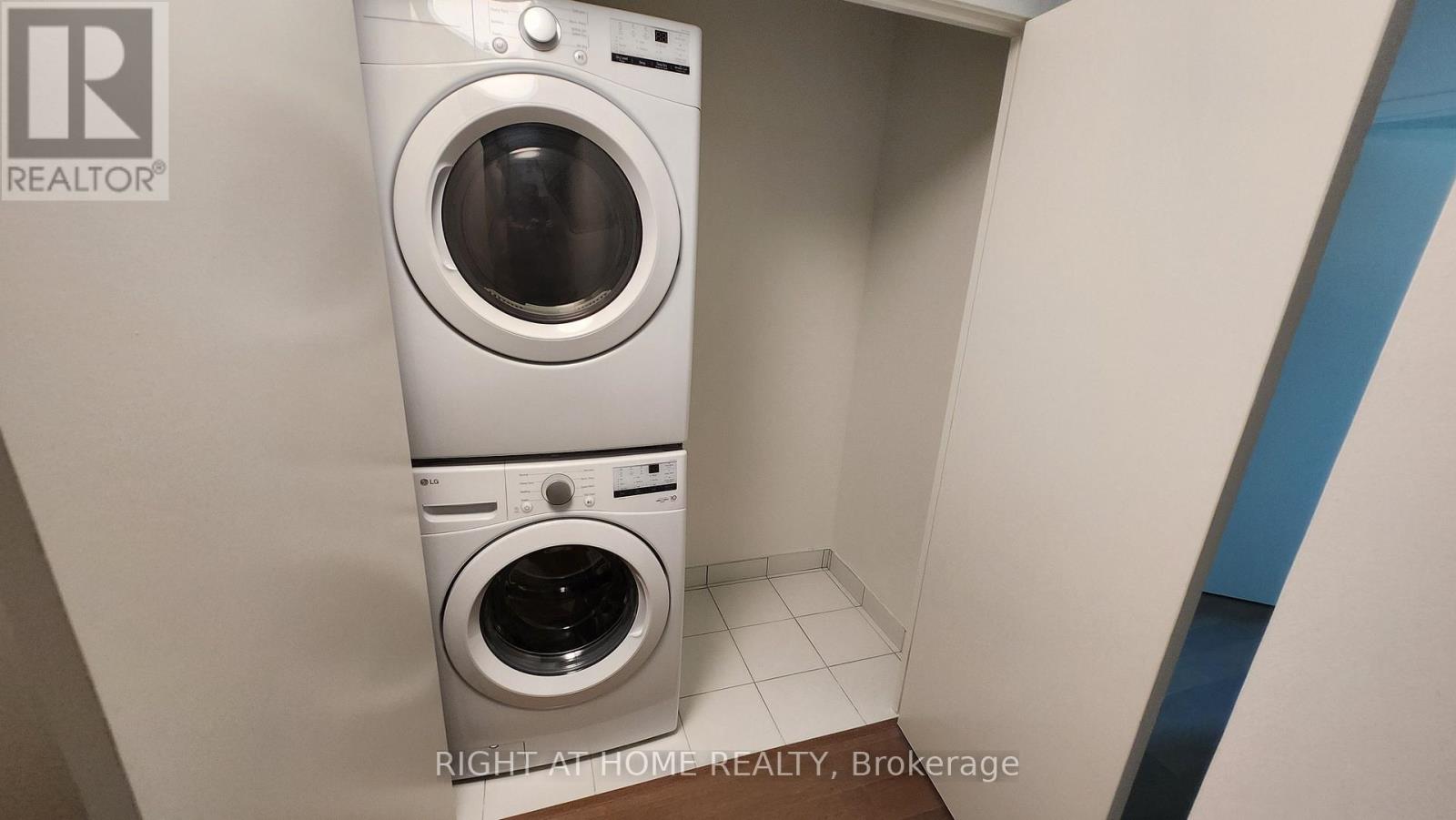 913 - 38 Simcoe Promenade, Markham, Ontario  L6G 0H7 - Photo 8 - N13023348