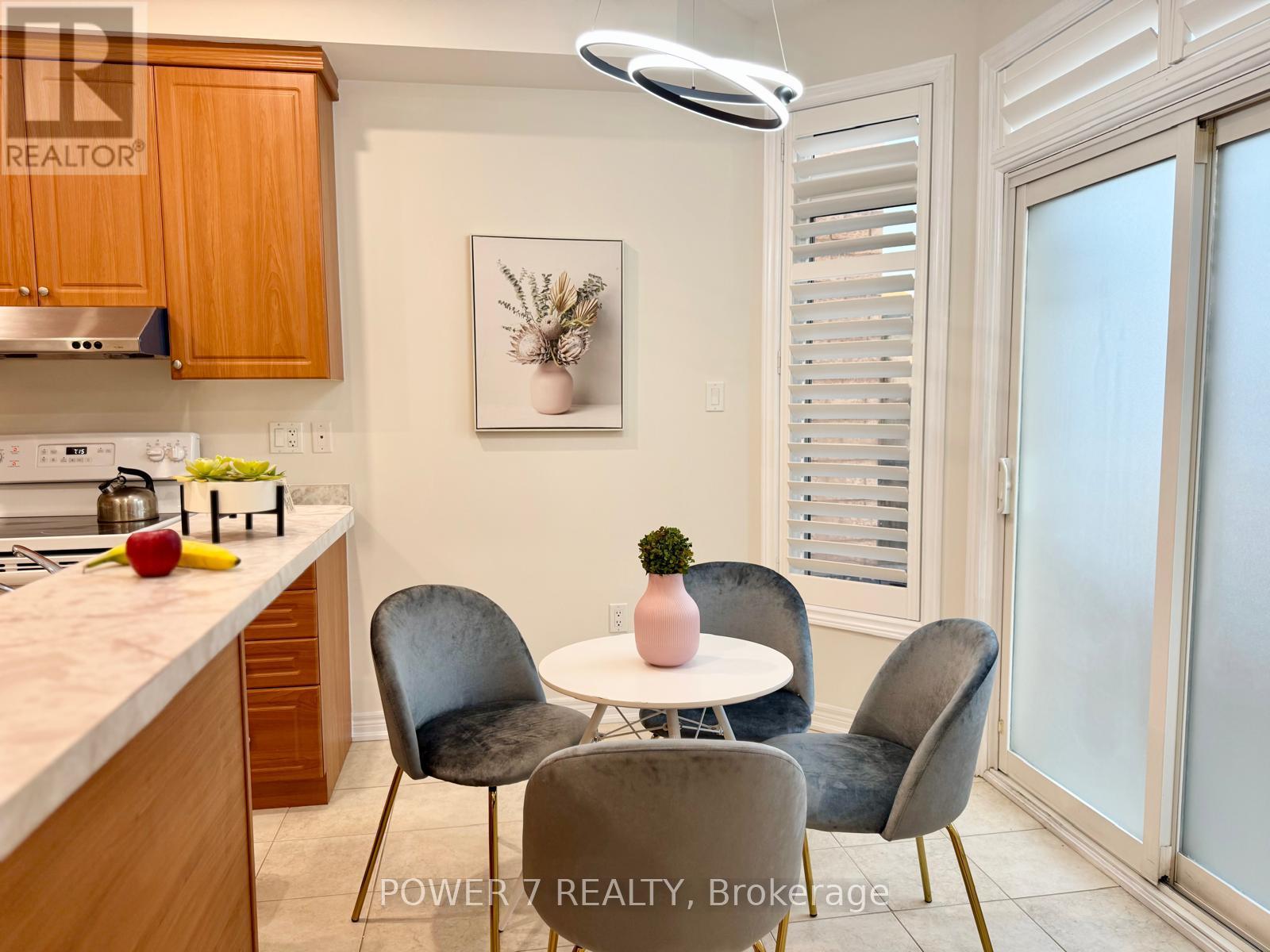 119 Gauguin Avenue, Vaughan, Ontario  L4J 9J4 - Photo 12 - N13023350