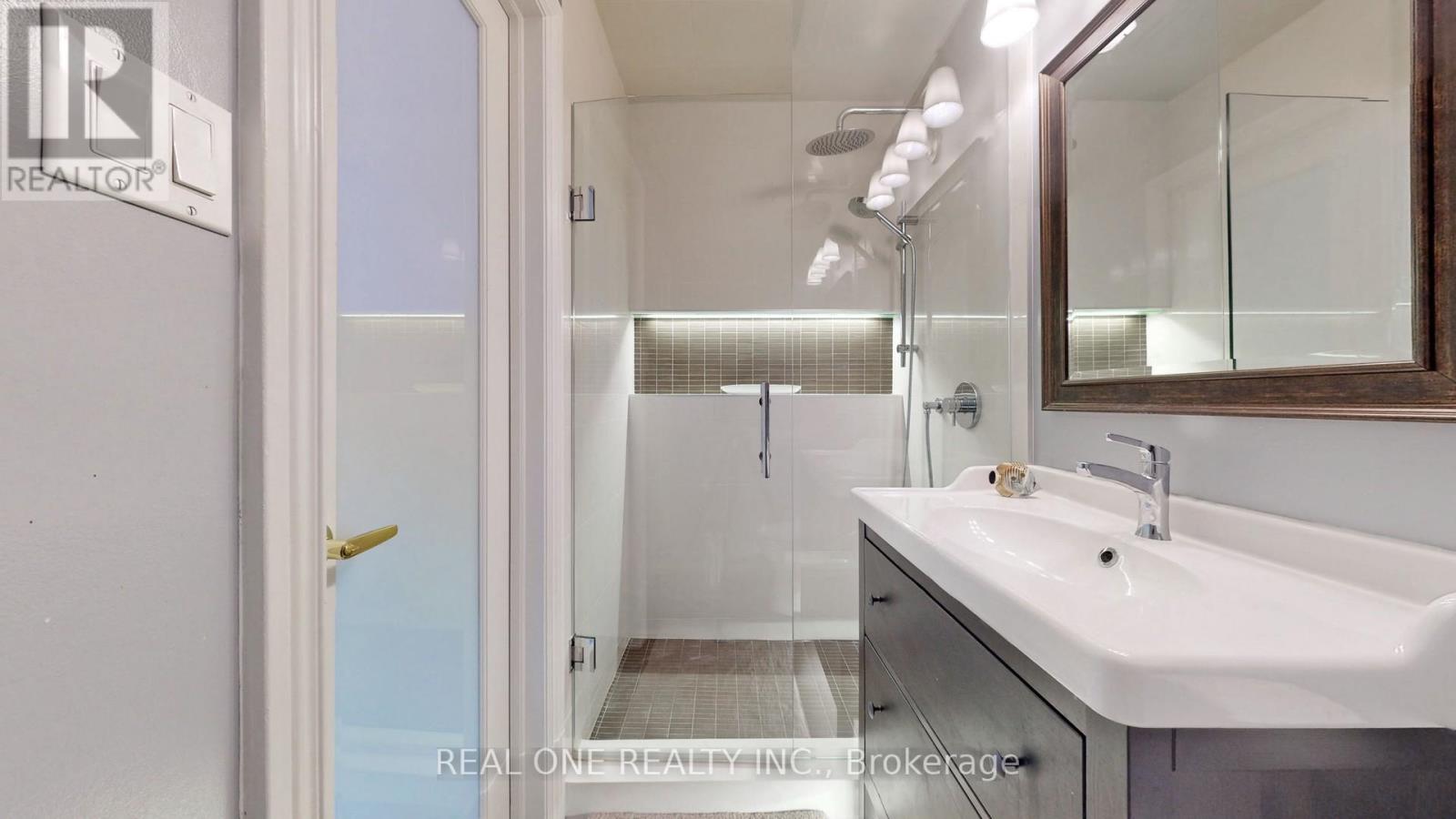 12 Jarvis Avenue, Aurora, Ontario  L4G 6W8 - Photo 25 - N13023356