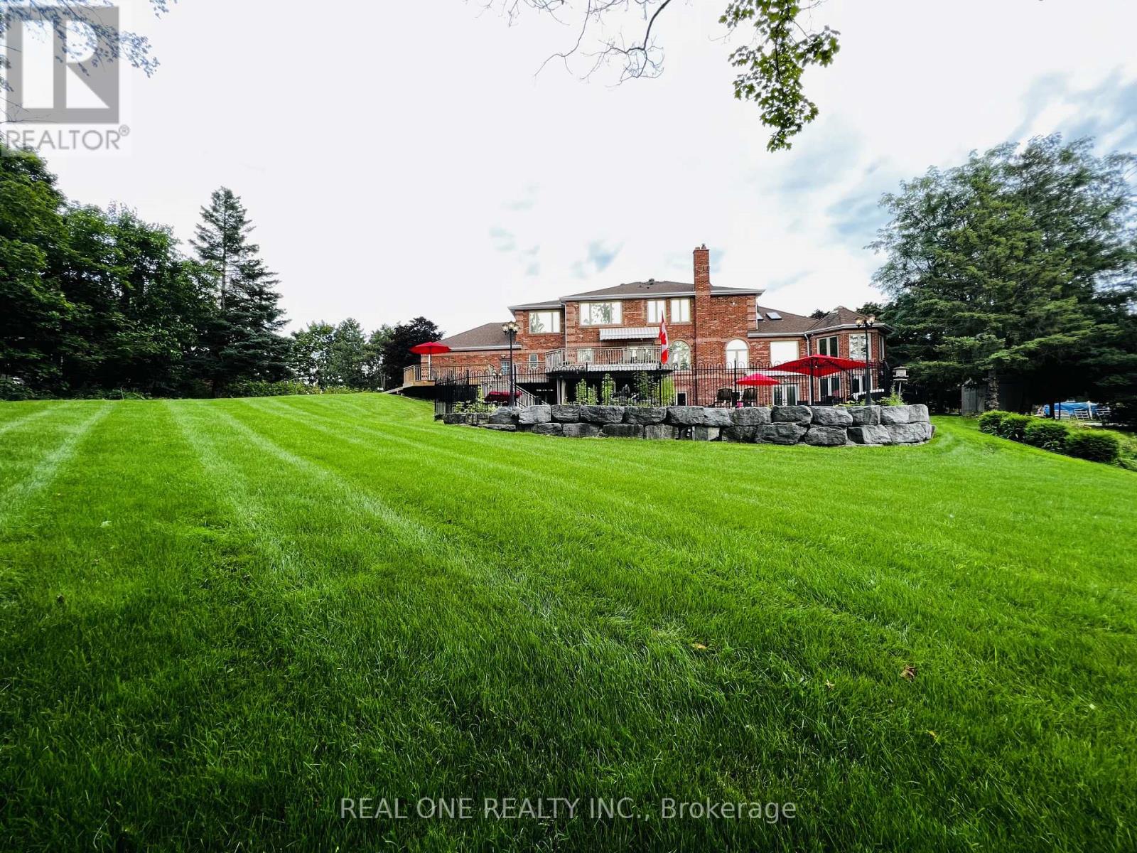 12 Jarvis Avenue, Aurora, Ontario  L4G 6W8 - Photo 5 - N13023356