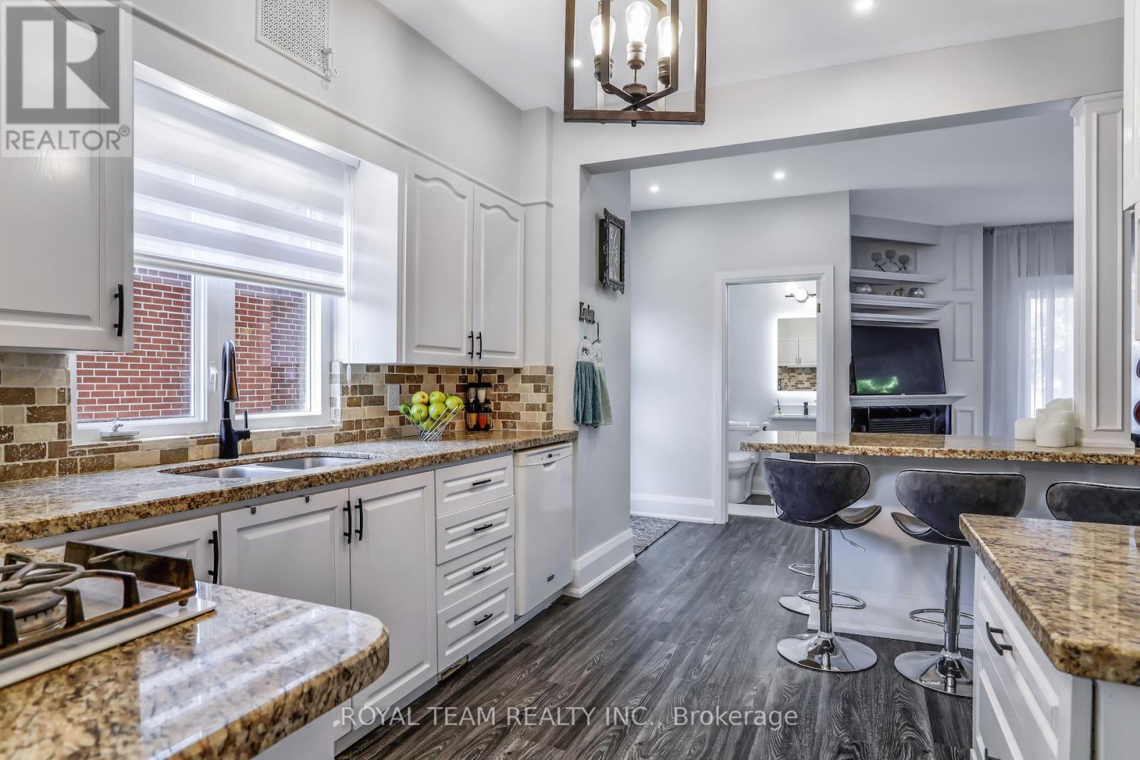 97 Centre Street E, Richmond Hill, Ontario  L4C 1A3 - Photo 20 - N13023368