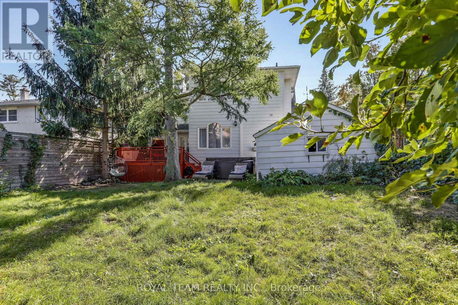 97 Centre Street E, Richmond Hill, Ontario  L4C 1A3 - Photo 38 - N13023368