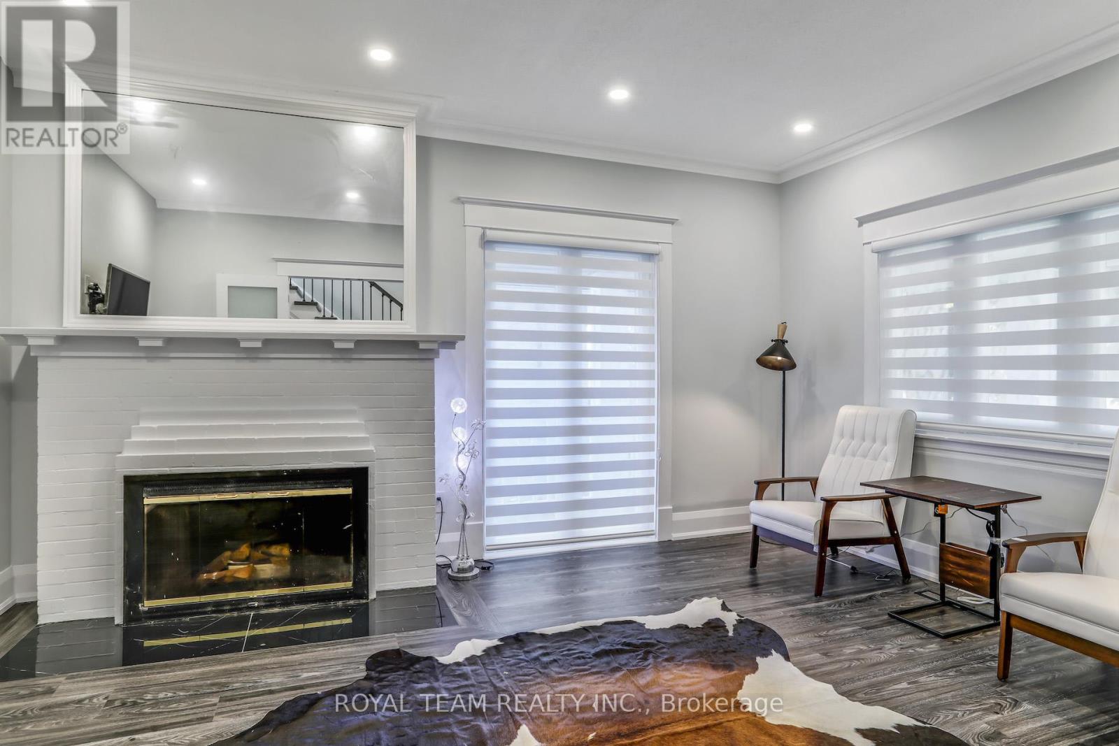 97 Centre Street E, Richmond Hill, Ontario  L4C 1A3 - Photo 7 - N13023368