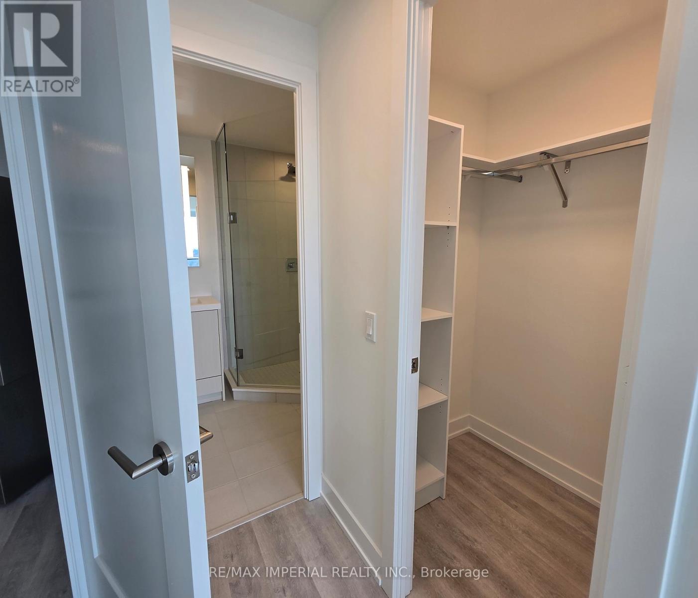 2110 - 60 Central Park Parkway, Toronto, Ontario  M9A 3K1 - Photo 12 - W13023364