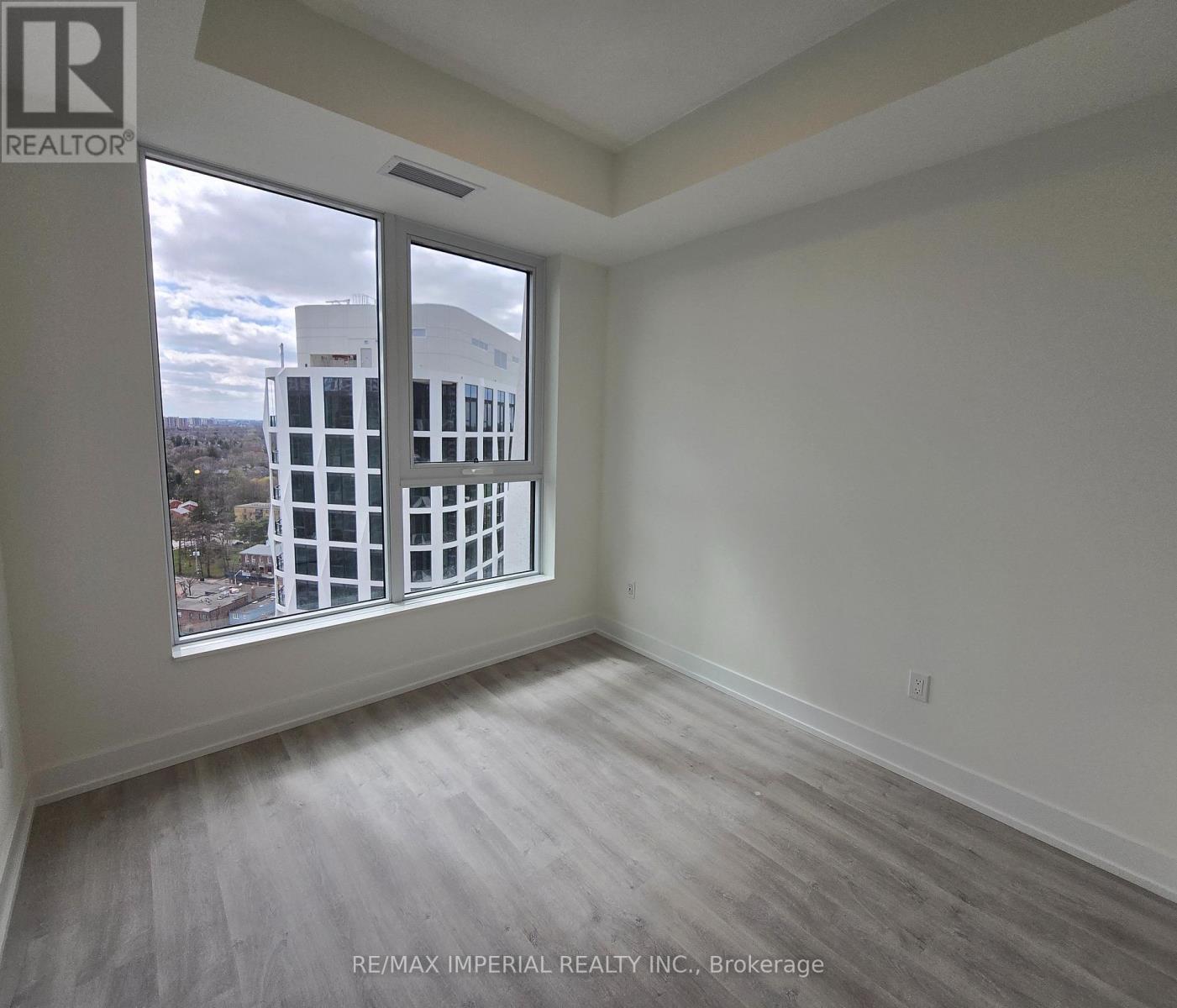 2110 - 60 Central Park Parkway, Toronto, Ontario  M9A 3K1 - Photo 16 - W13023364