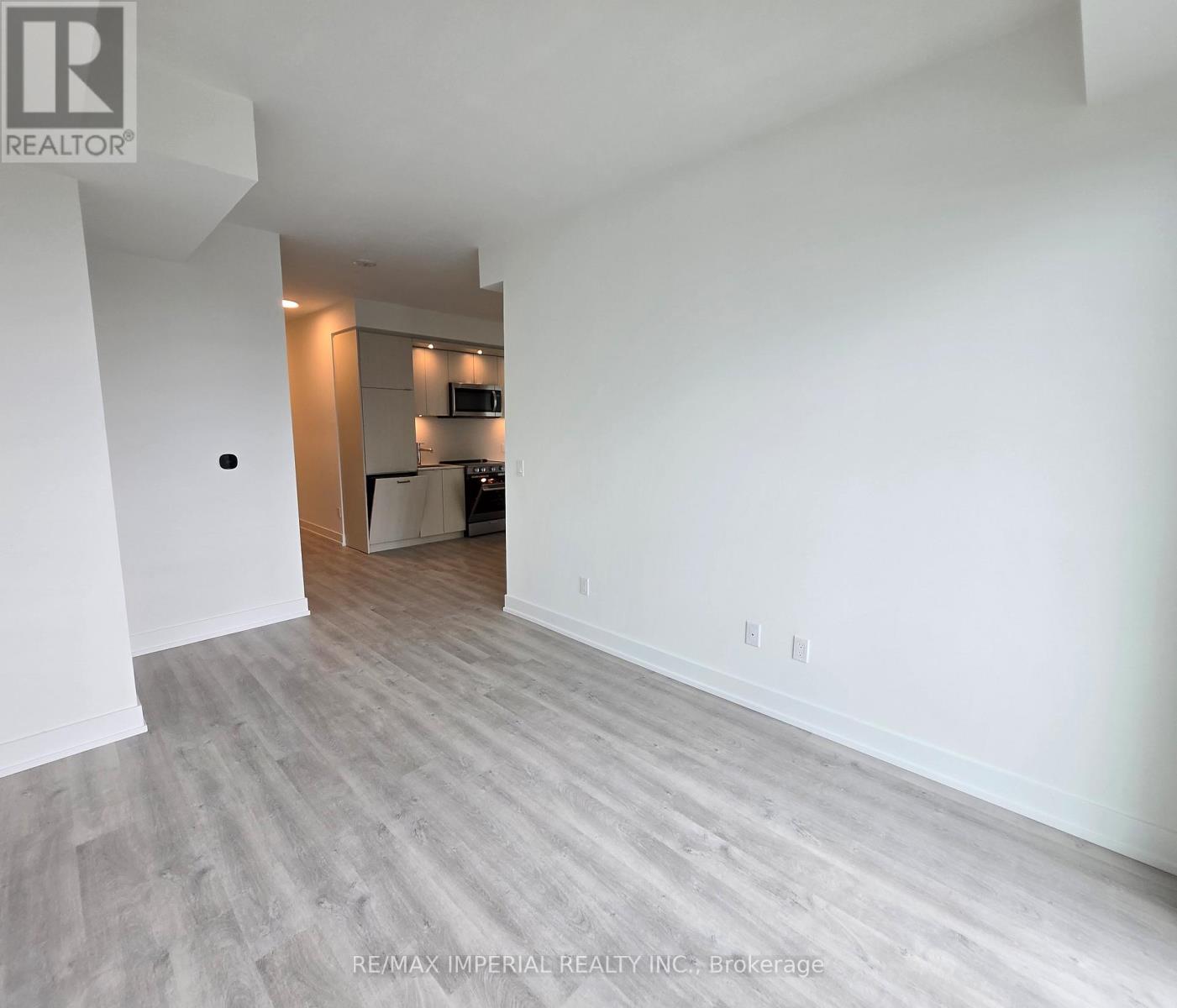 2110 - 60 Central Park Parkway, Toronto, Ontario  M9A 3K1 - Photo 6 - W13023364