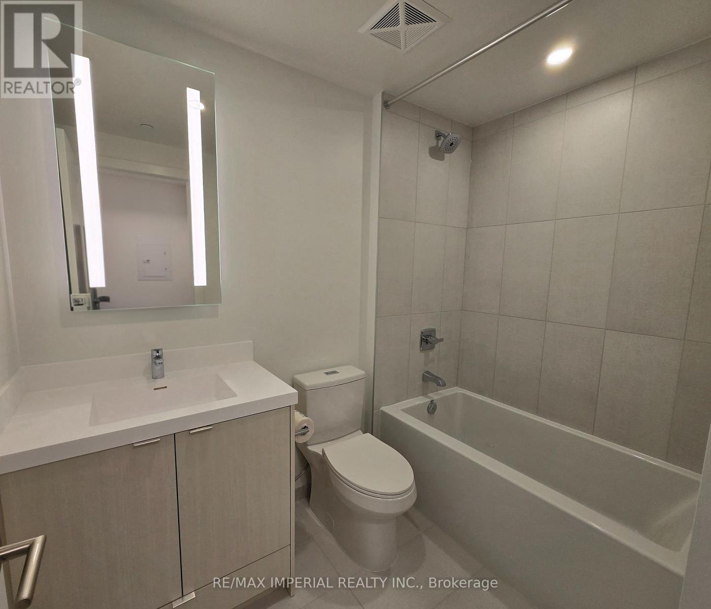 2110 - 60 Central Park Parkway, Toronto, Ontario  M9A 3K1 - Photo 7 - W13023364